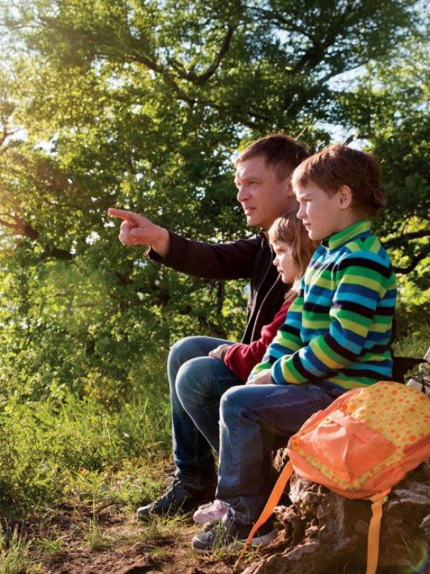 vater, kinder, natur, wandern, ausflug, familie, gemeinschaft, entdecken, wald, draußen sein, kindheit